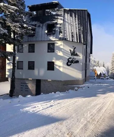Apartman Simona * ياهورينا