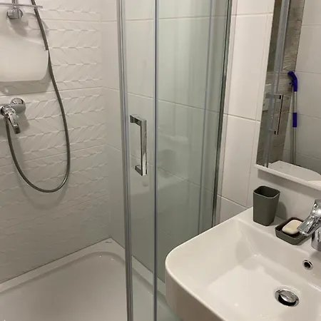 Apartman Simona شقة